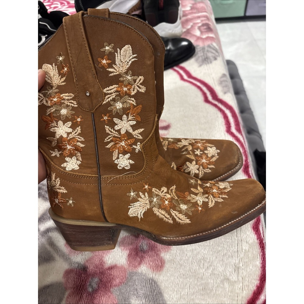 Toro Moro Boots Size 7